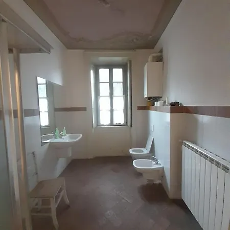 Room Bergamo ברגמו